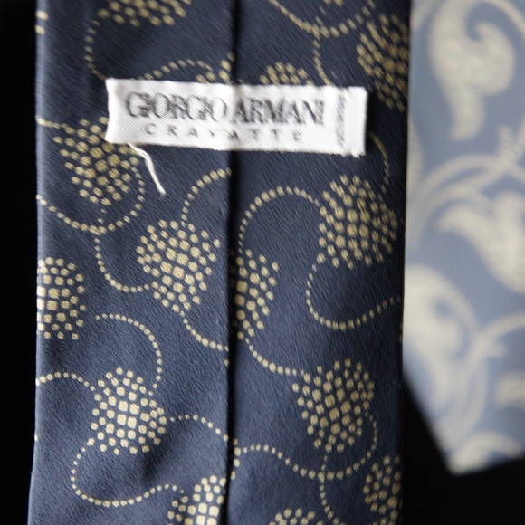 Giorgio Armani Cravattes Tie Bundle - Picture 4 of 5